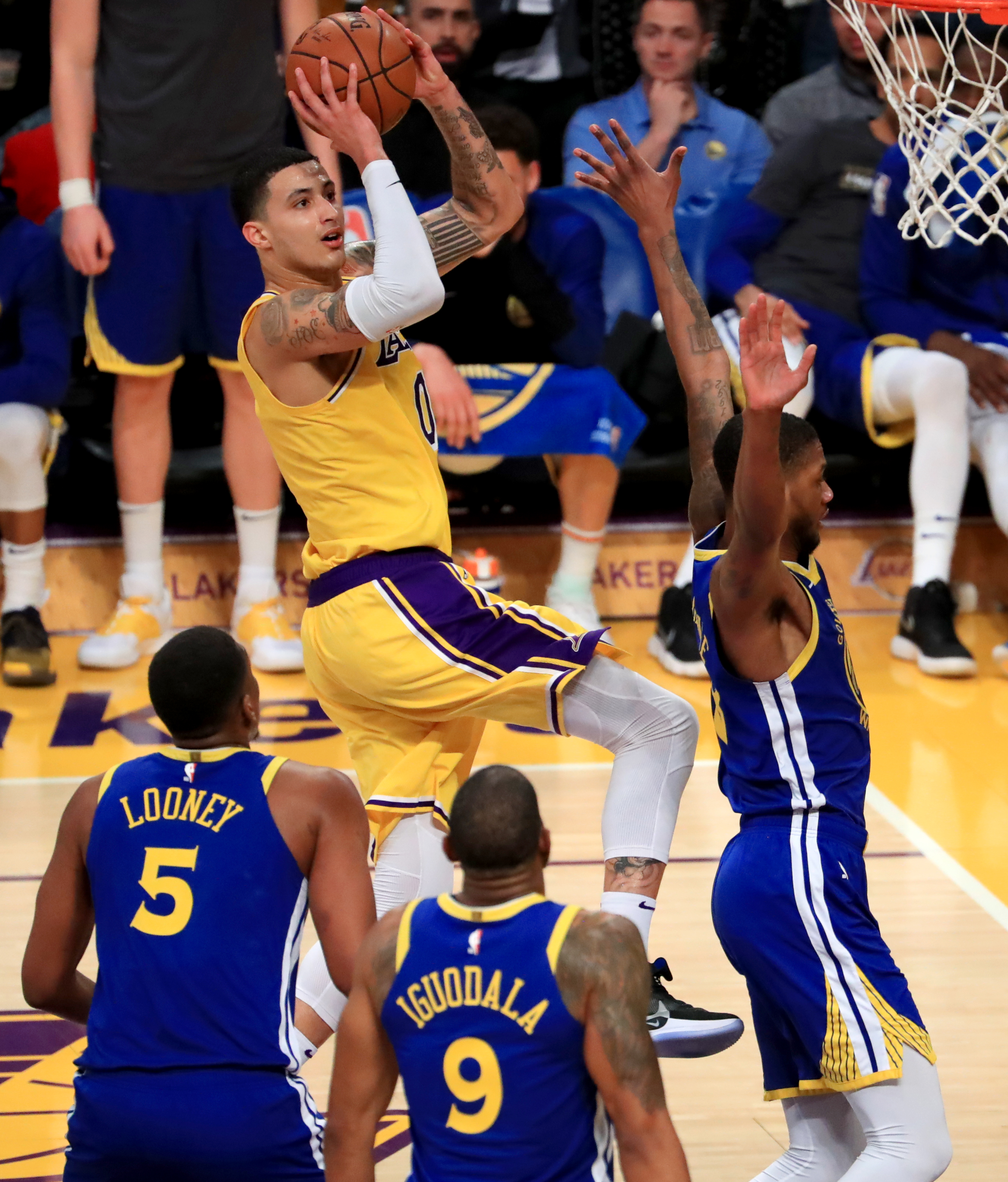 国际米兰回应争议多特蒙德围绕NBA常规赛内部沟通，这一次真的Ning在湖人比赛中惊险取胜的简单介绍